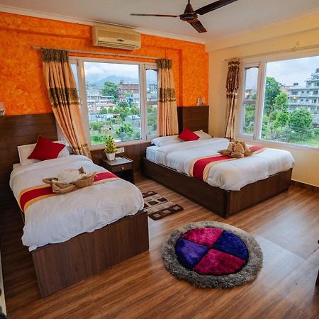 Hotel Himalayan Inn Pokhara Exterior photo