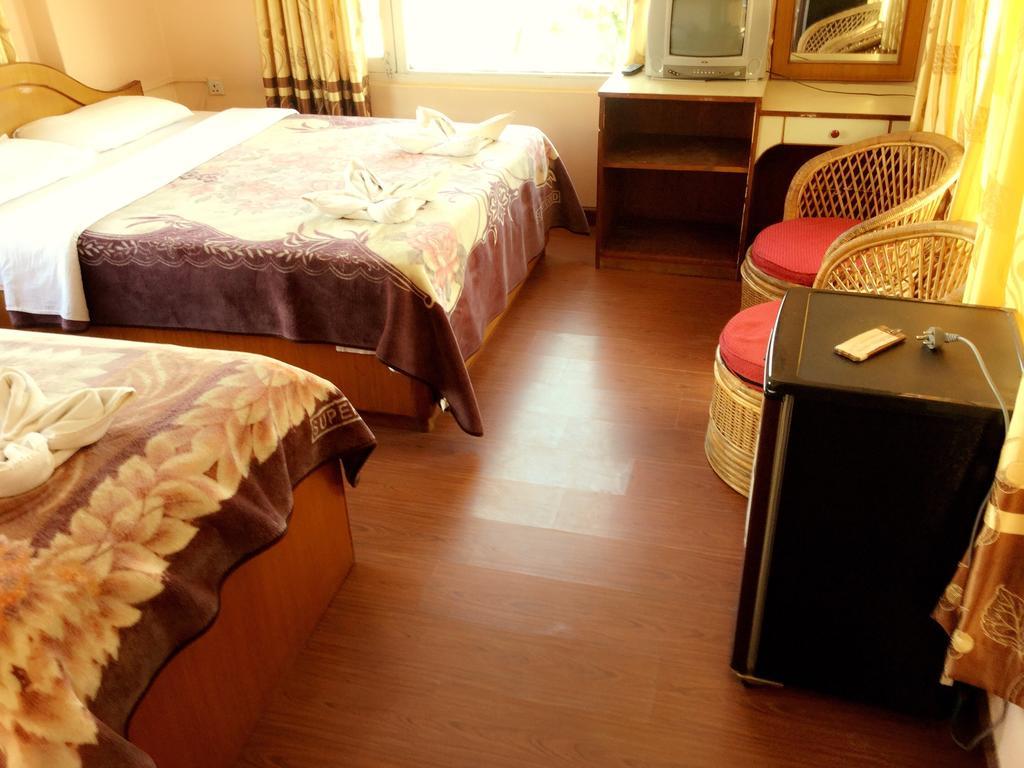 Hotel Himalayan Inn Pokhara Exterior photo