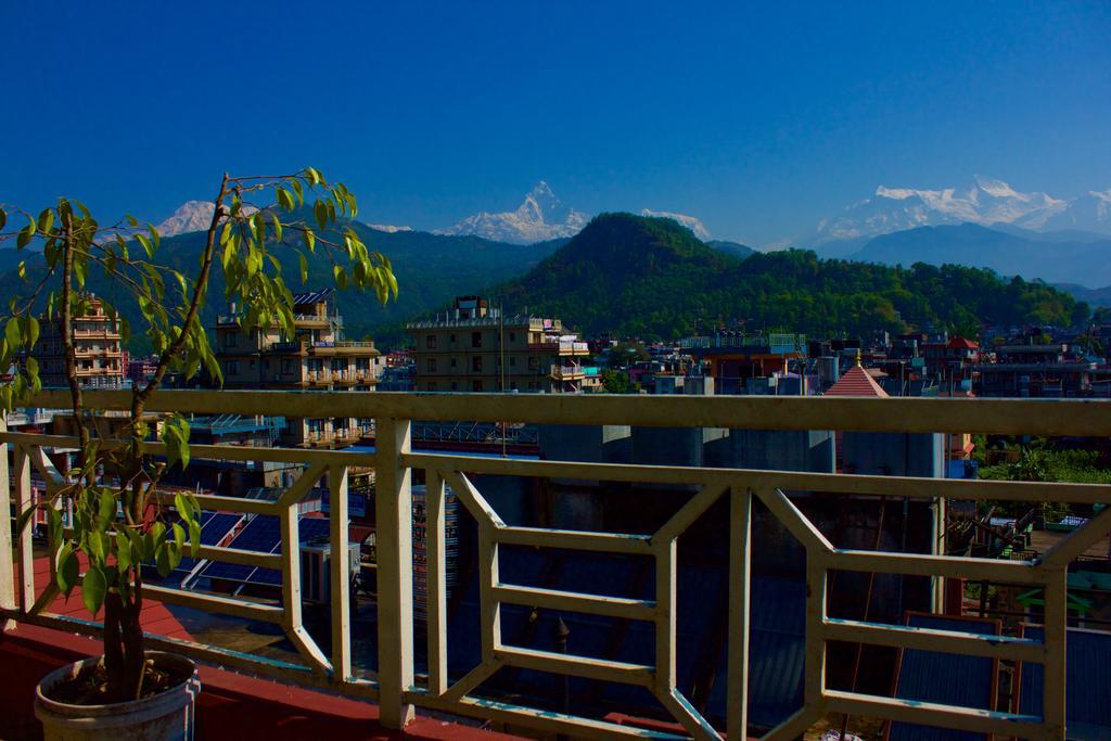 Hotel Himalayan Inn Pokhara Exterior photo