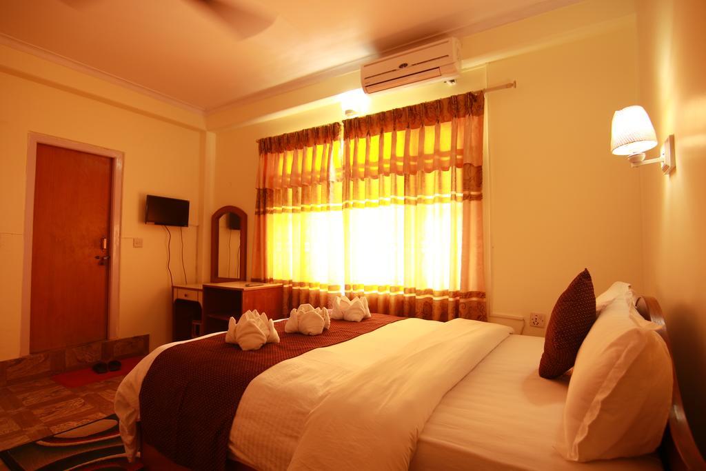 Hotel Himalayan Inn Pokhara Exterior photo