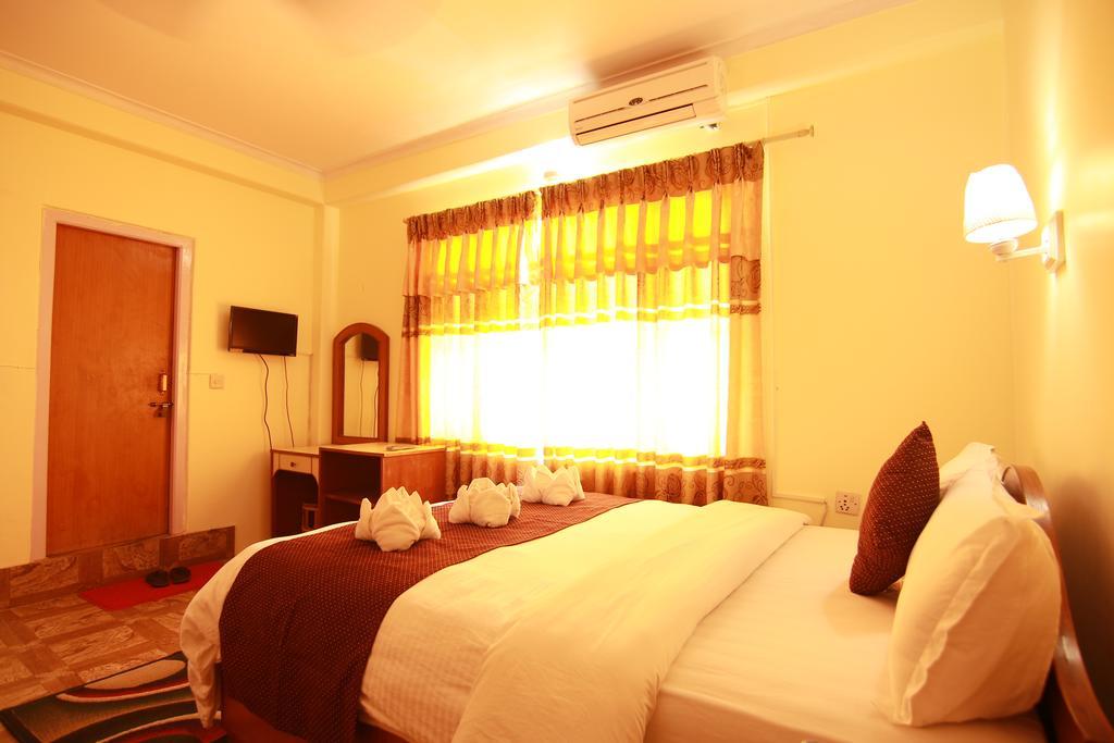 Hotel Himalayan Inn Pokhara Exterior photo