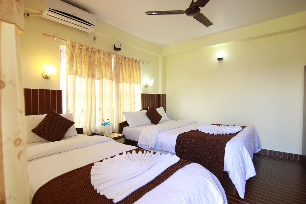 Hotel Himalayan Inn Pokhara Exterior photo