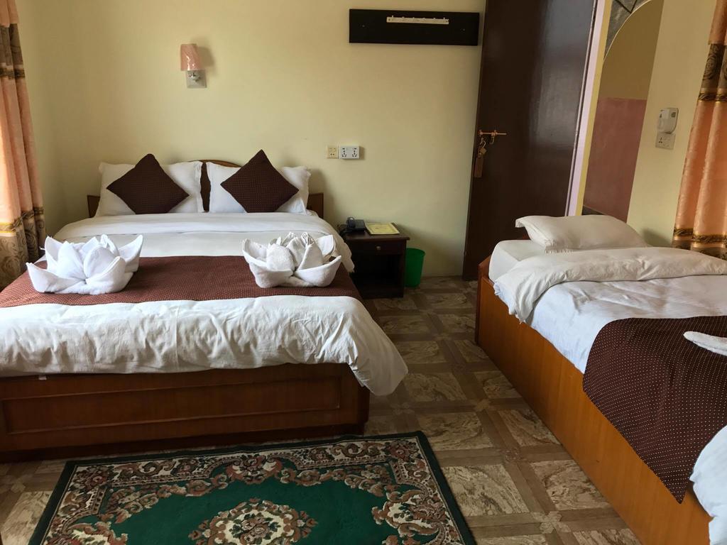 Hotel Himalayan Inn Pokhara Exterior photo