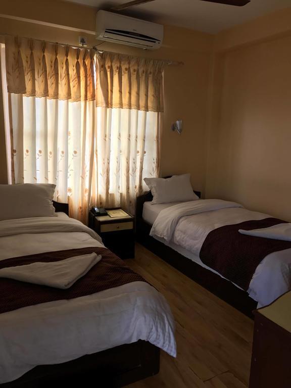 Hotel Himalayan Inn Pokhara Exterior photo