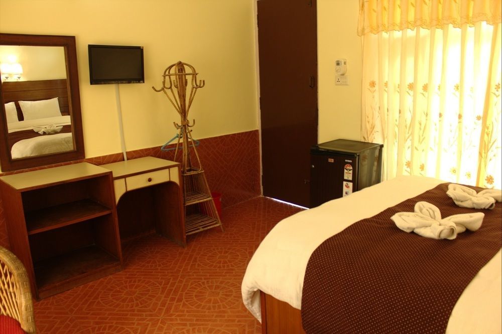 Hotel Himalayan Inn Pokhara Exterior photo