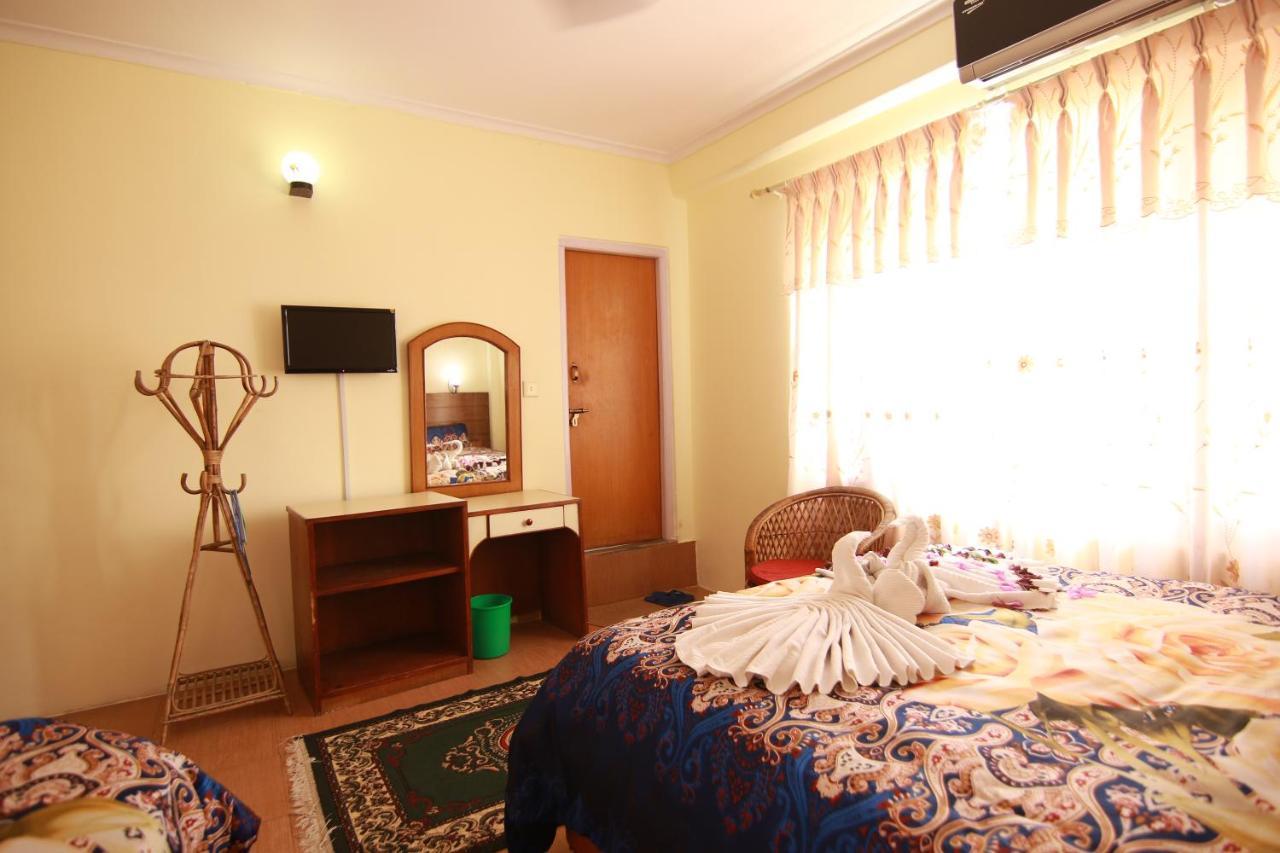 Hotel Himalayan Inn Pokhara Exterior photo