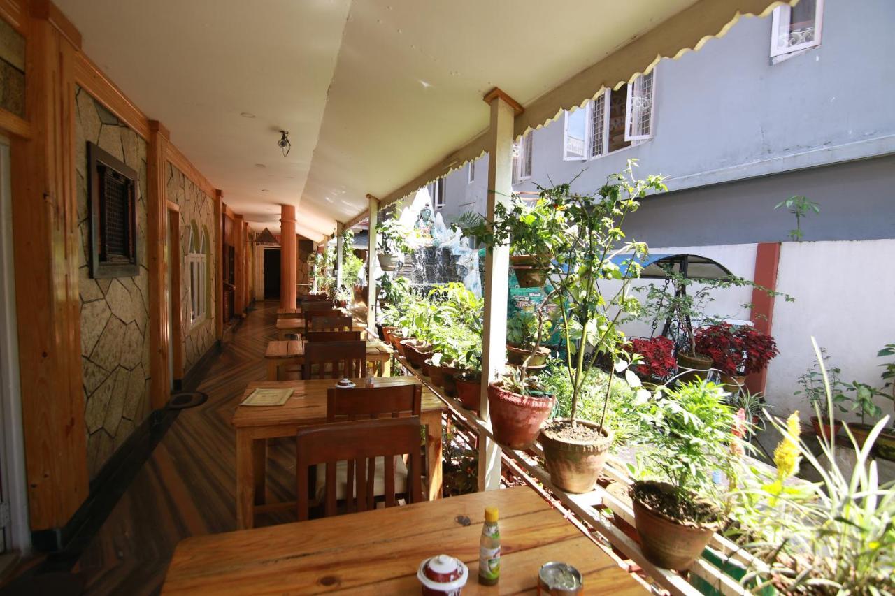 Hotel Himalayan Inn Pokhara Exterior photo